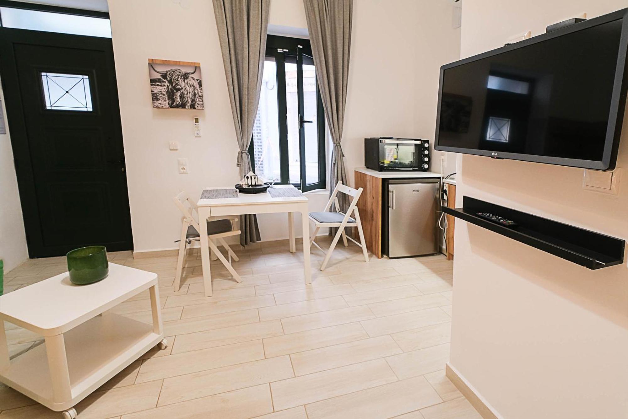 Irene Apartment & Irene Studio - City Center 이라클리온 외부 사진