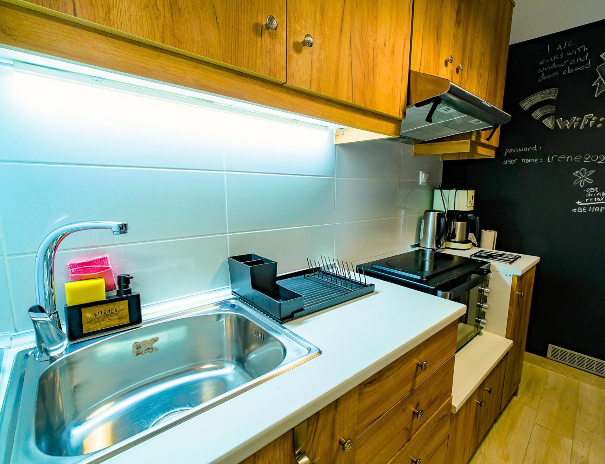 Irene Apartment & Irene Studio - City Center 이라클리온 외부 사진