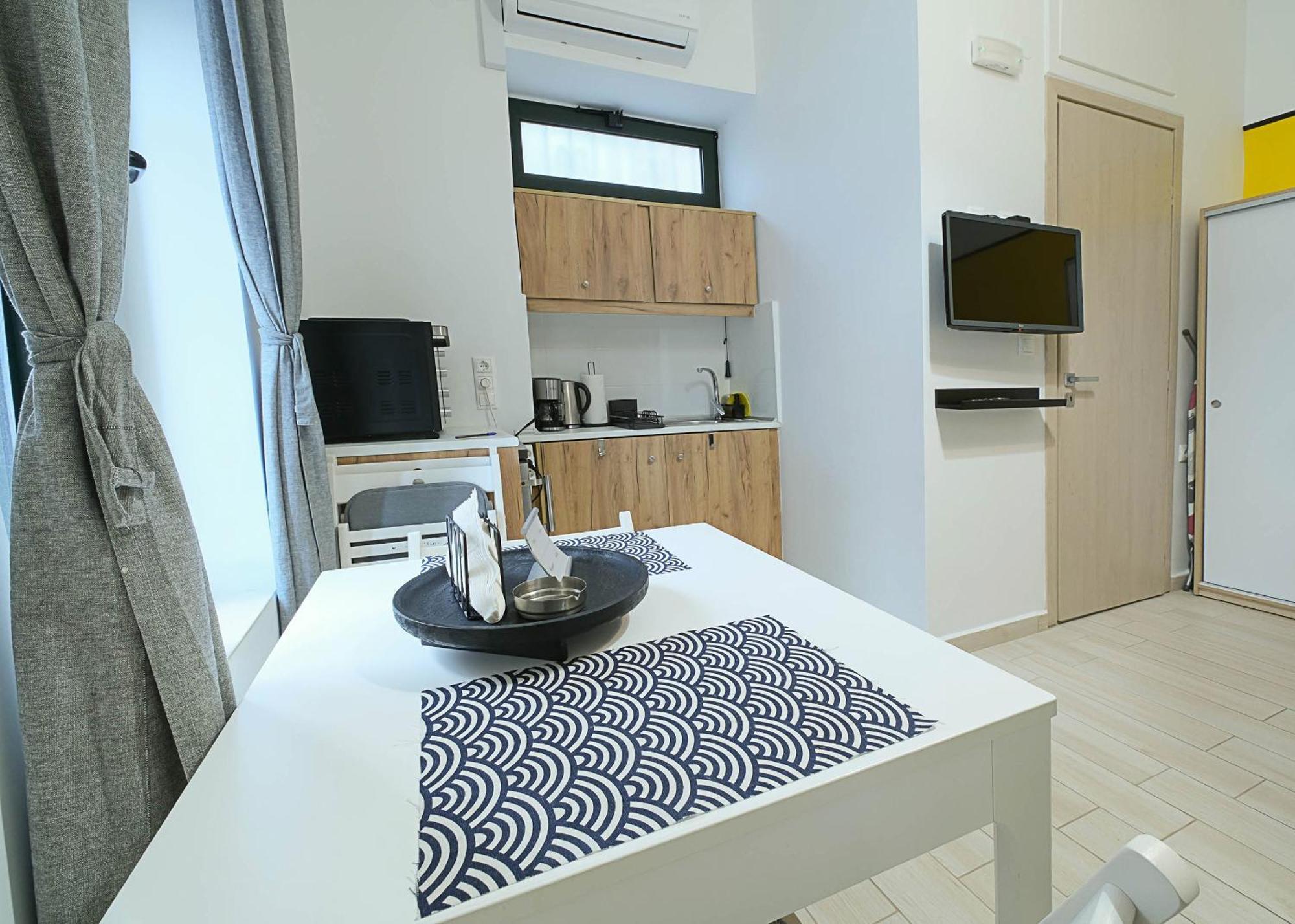 Irene Apartment & Irene Studio - City Center 이라클리온 외부 사진